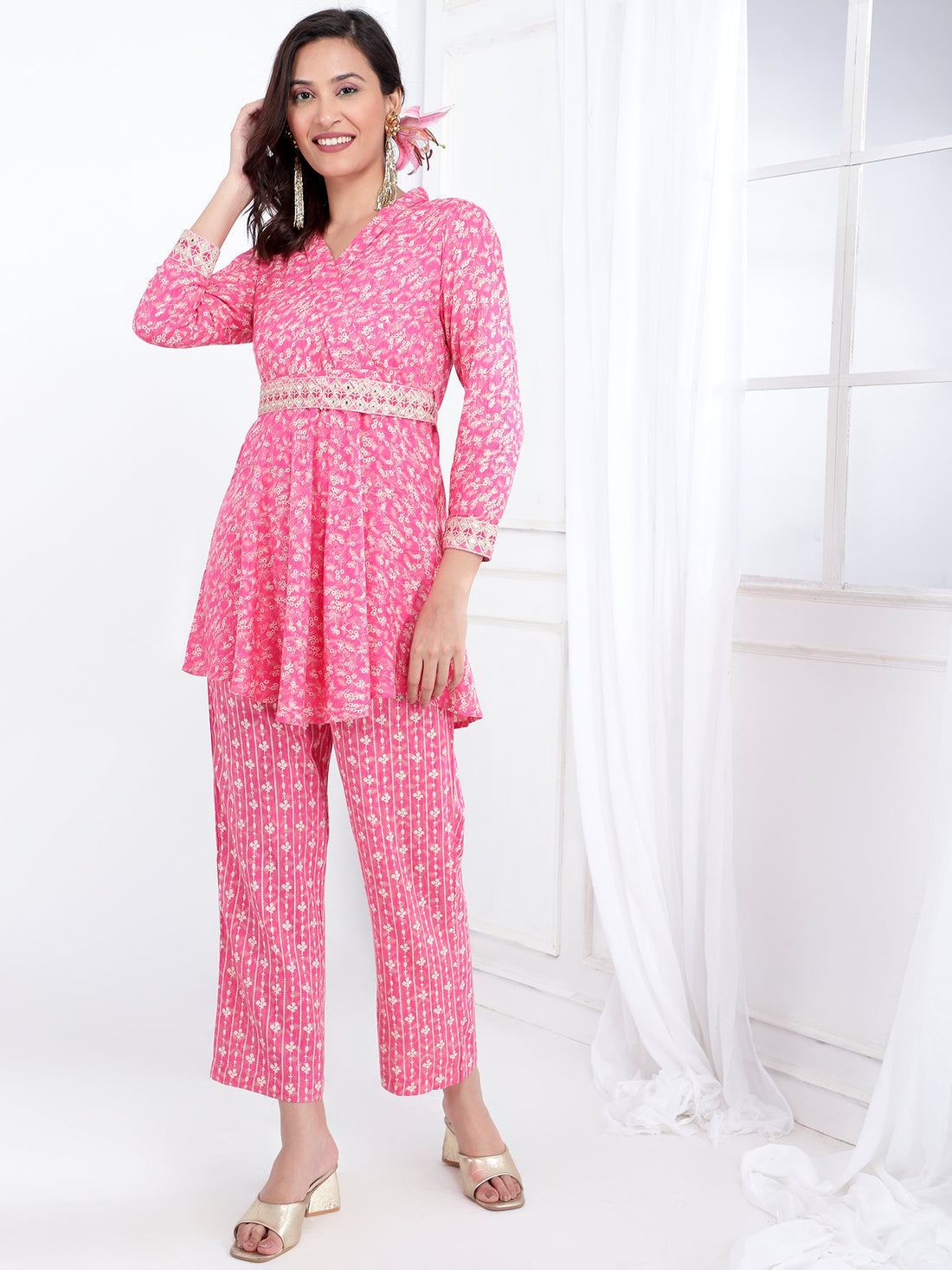 Bani Women Printed Womens Co-Ord Set with Embroided Belt
