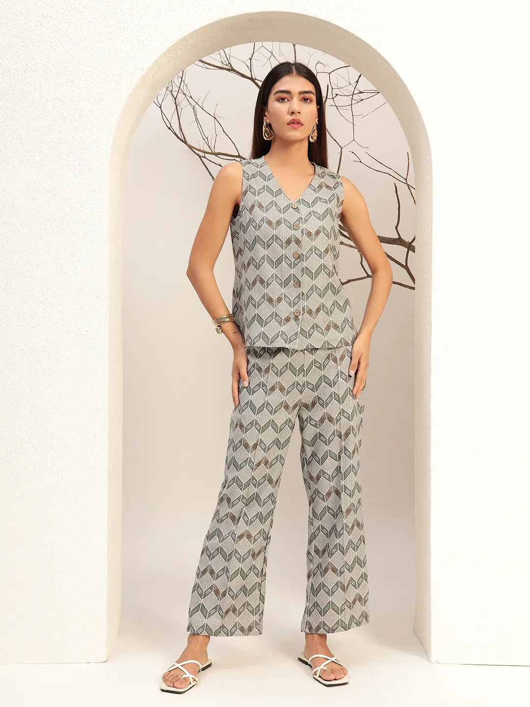 Grey Printed with V-Neck Causal Tunic & Trouser With Waistcoat Co-Ords