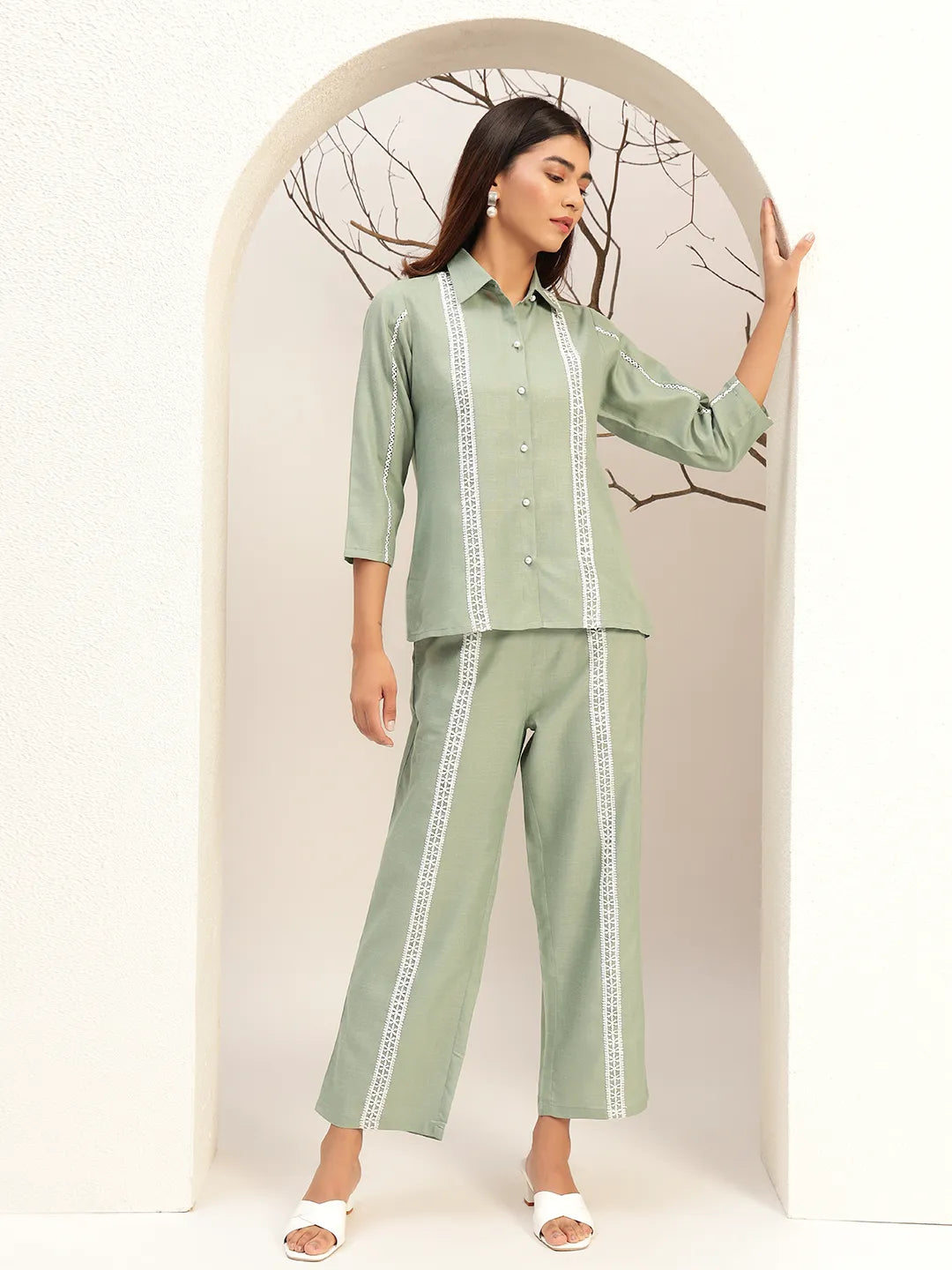 Green Color Collar Neck Casual Tunic With Trouser Co-Ords Set
