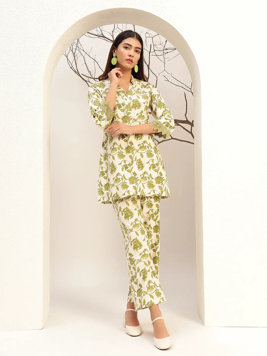 Floral Printed V-Neck Casual Tunic With Trouser Co-Ords Set