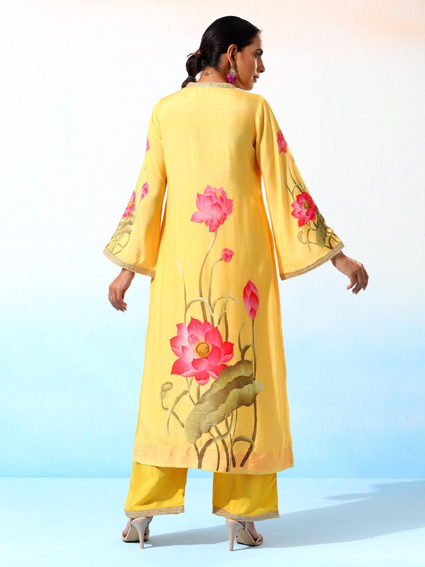 Gul Muslin Floral Printed Yellow Kurta Set