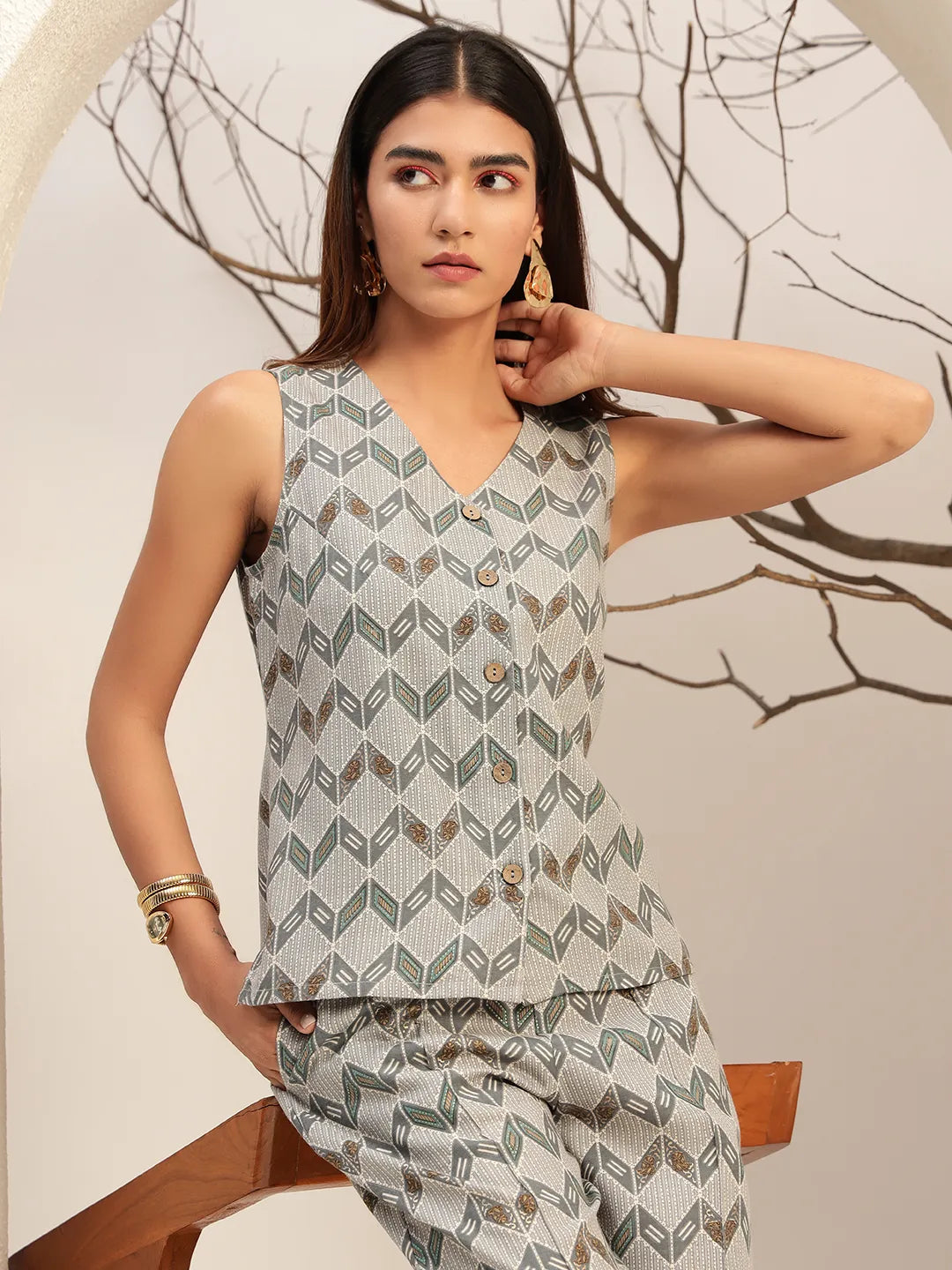 Grey Printed with V-Neck Causal Tunic & Trouser With Waistcoat Co-Ords