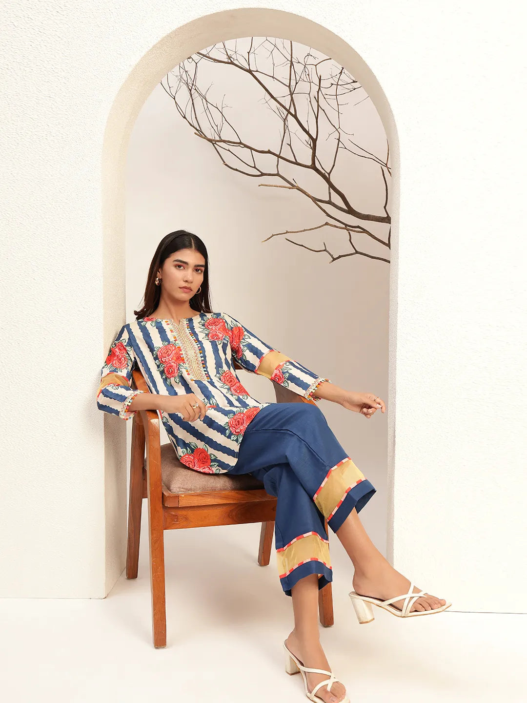 Blue Floral Striped Printed Caller Neck Casual Tunic With Trouser Co-Ords Set