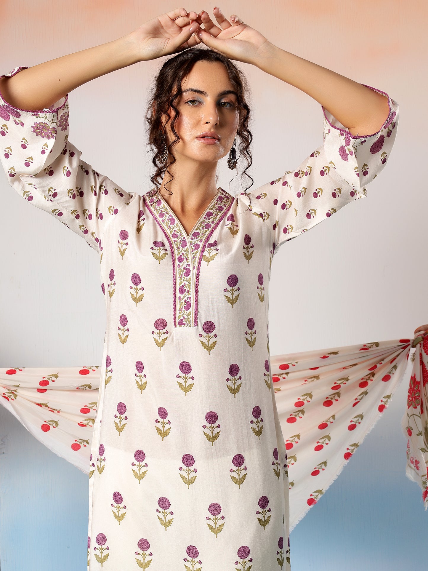 Laila Muslin Purple Floral Printed Kurta Set