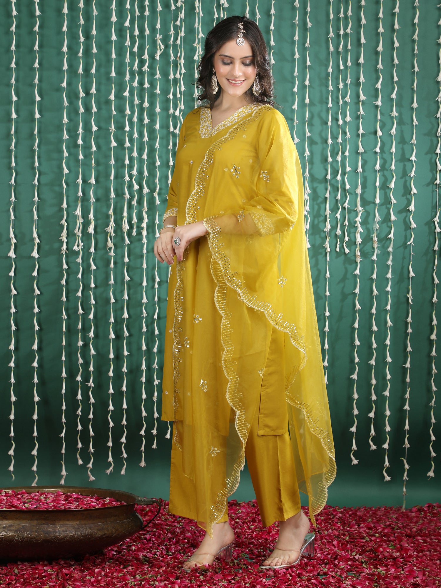 Women Ethnic Motifs Embroidered Regular Thread Work Kurta with Trousers & With Dupatta