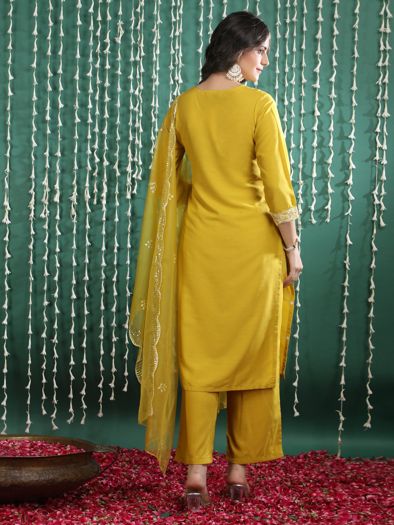 Women Ethnic Motifs Embroidered Regular Thread Work Kurta with Trousers & With Dupatta