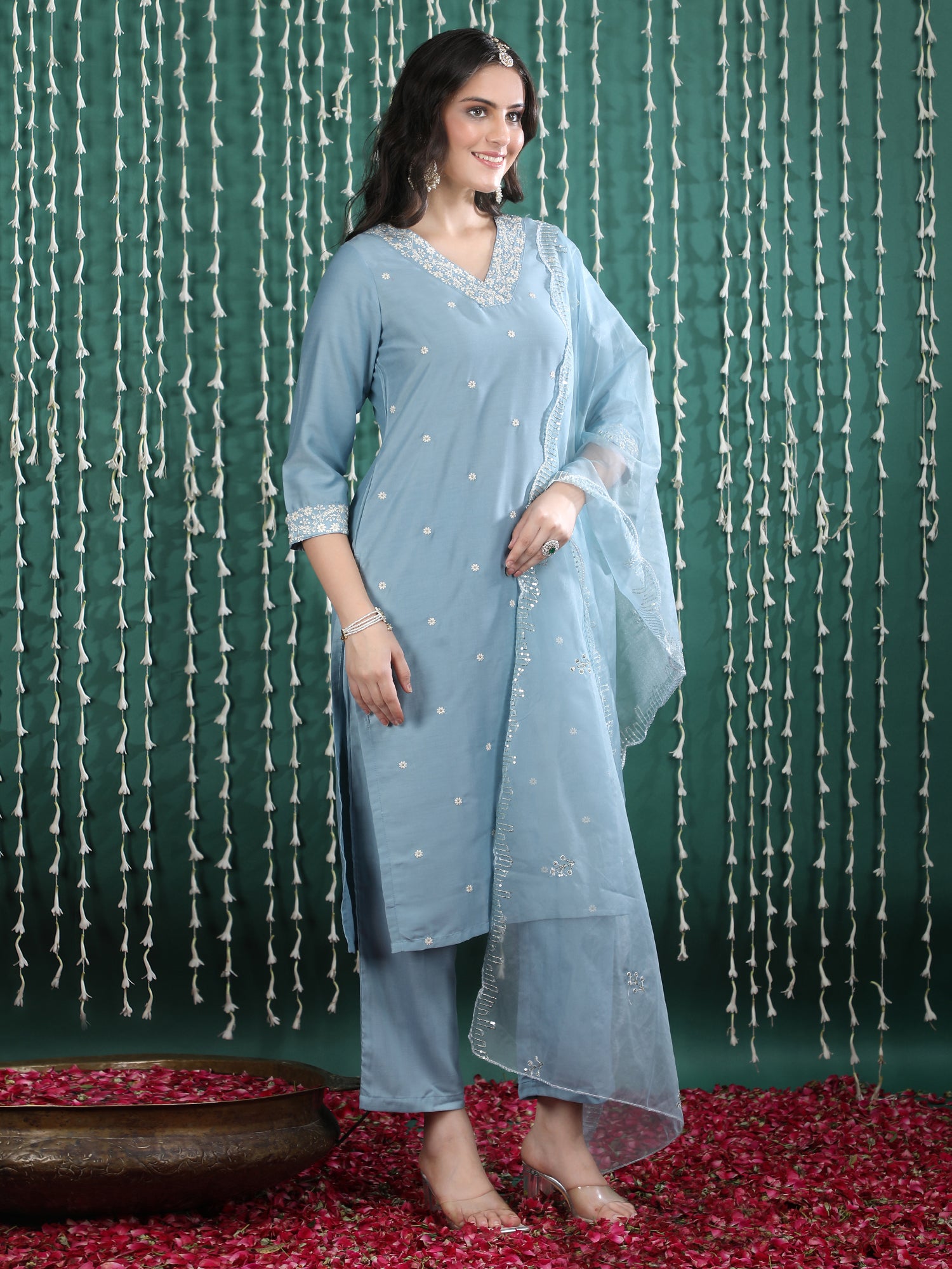 Women Ethnic Motifs Embroidered Regular Thread Work Kurta with Trousers & With Dupatta