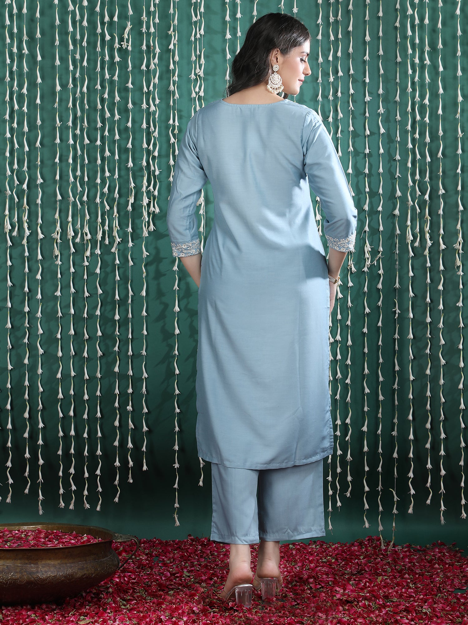 Women Ethnic Motifs Embroidered Regular Thread Work Kurta with Trousers & With Dupatta