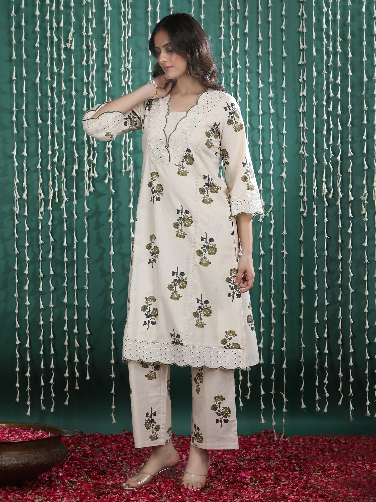 Women Floral Printed Regular Pure Cotton Kurta with Palazzos