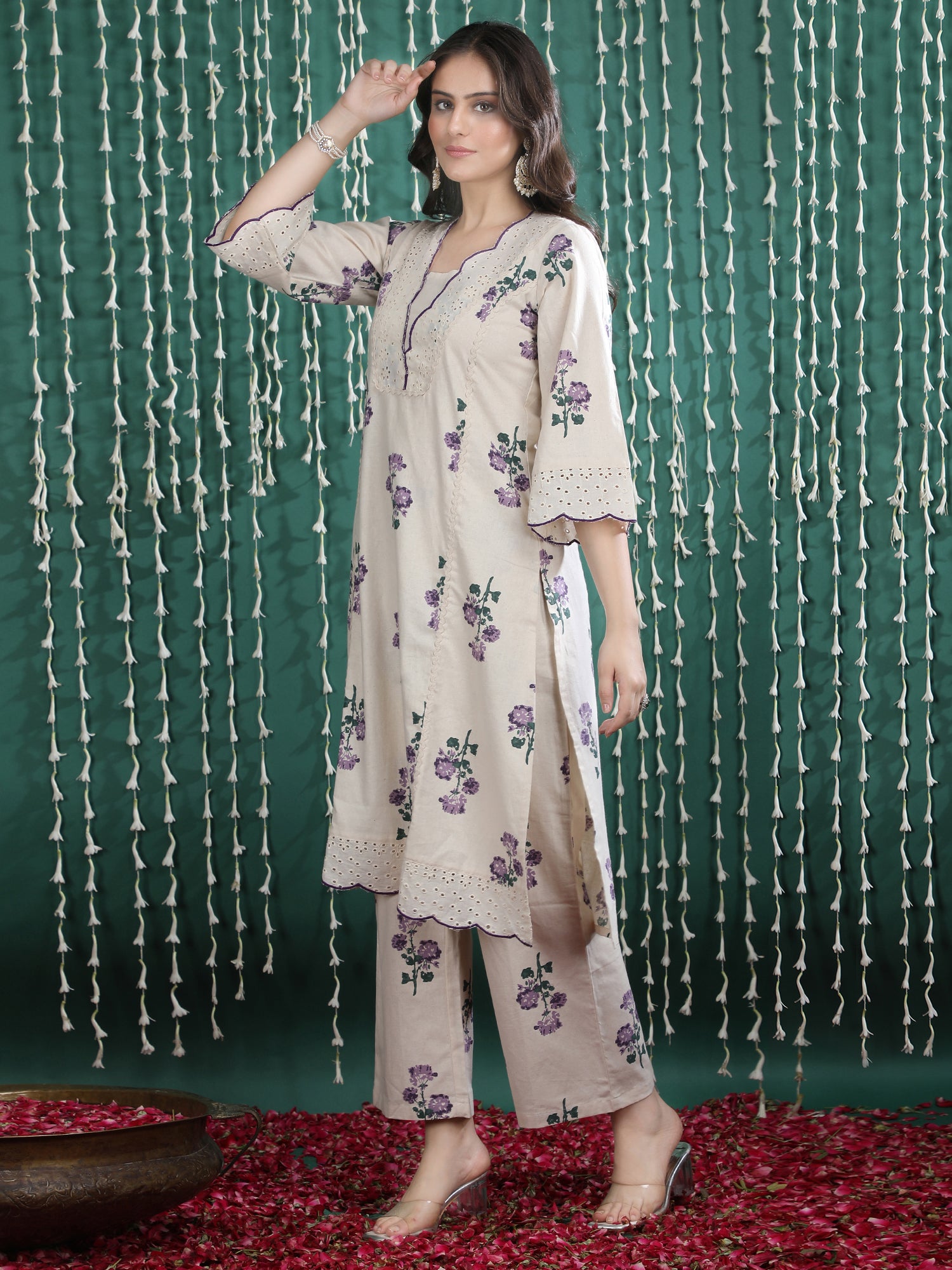 Women Floral Printed Regular Thread Work Pure Cotton Kurta with Palazzos
