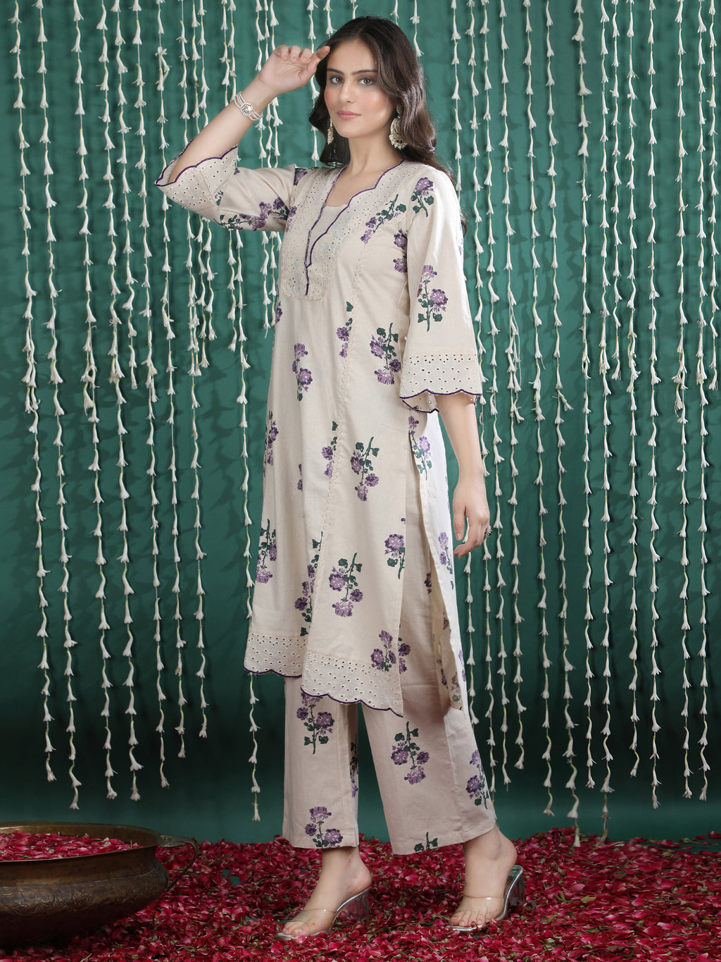 Women Floral Printed Regular Thread Work Pure Cotton Kurta with Palazzos