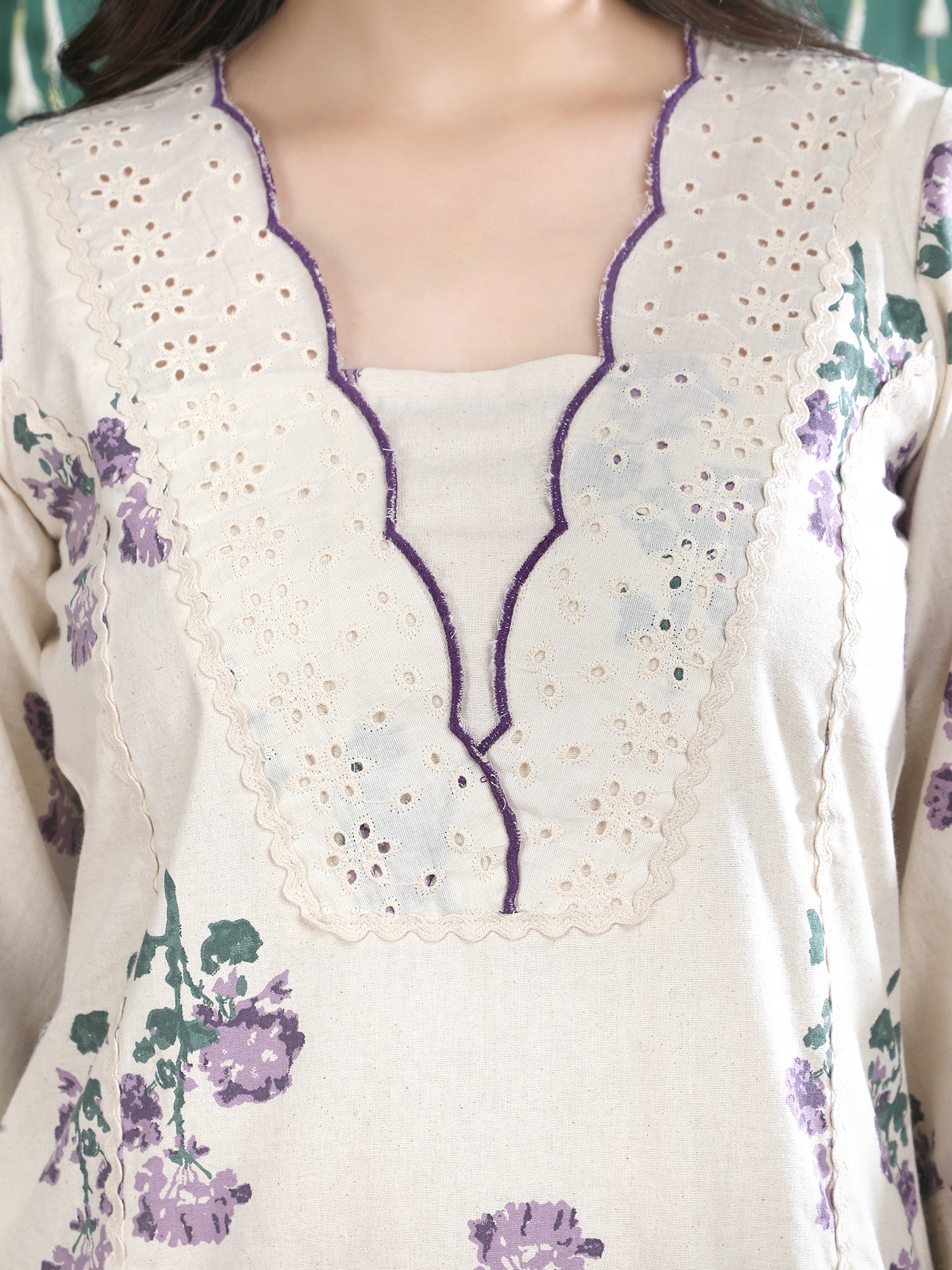 Women Floral Printed Regular Thread Work Pure Cotton Kurta with Palazzos