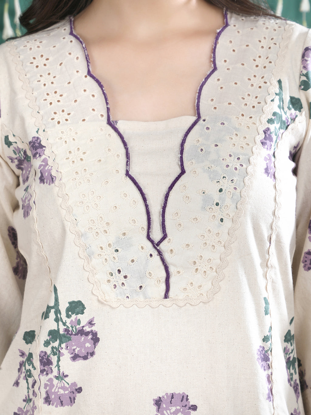 Women Floral Printed Regular Thread Work Pure Cotton Kurta with Palazzos