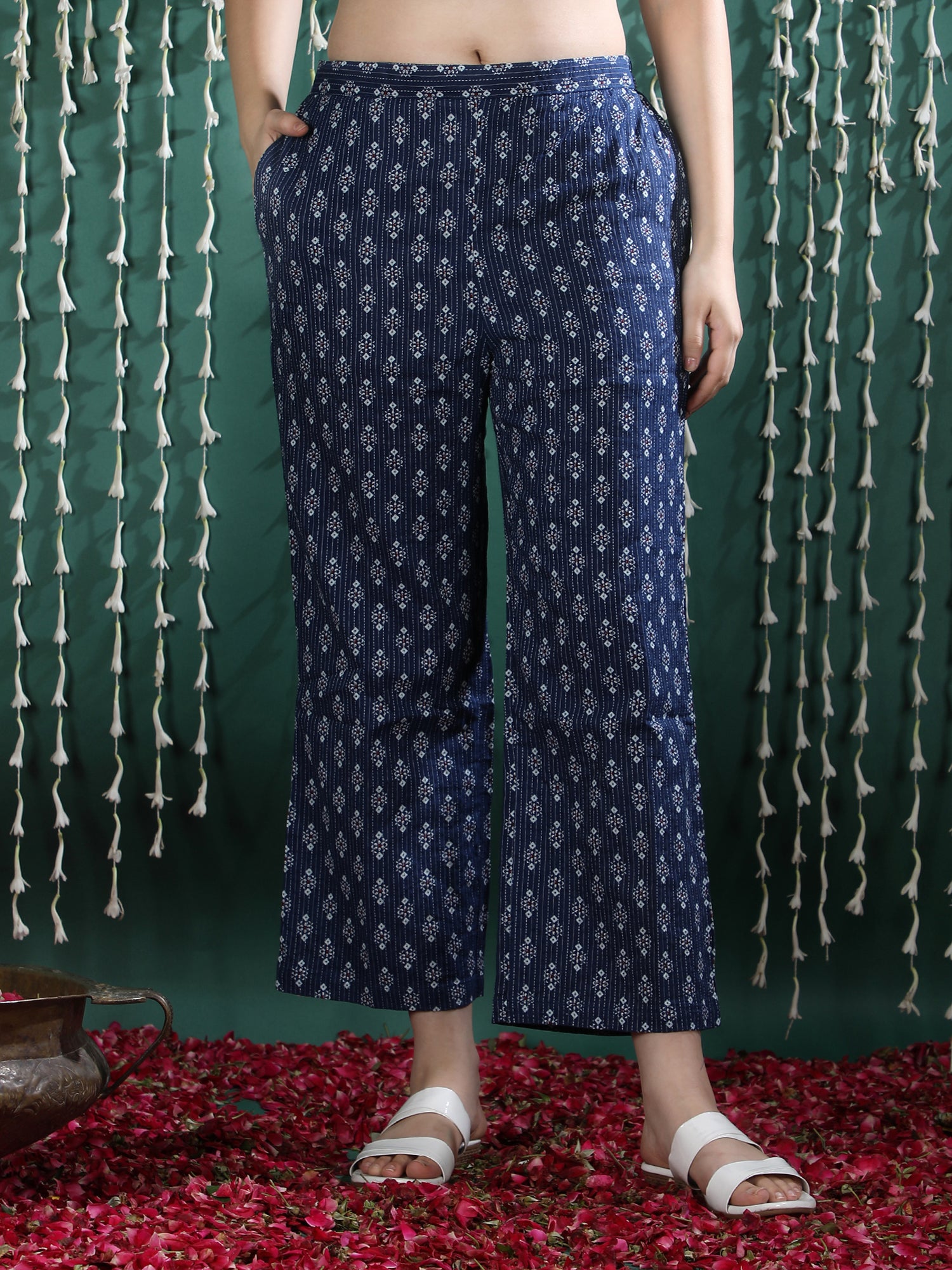 Blue Printed Sleeveless Shirt Collar Co-ord Set