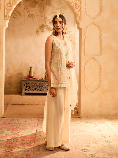 Noor-e-Chand Off-White Embroidered Kurta Set