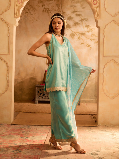 Aasmani Noor Turquoise Blue Embroidered Kurta Set