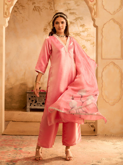 Gulaabi Afsana Pink Embroidered Kurta Set