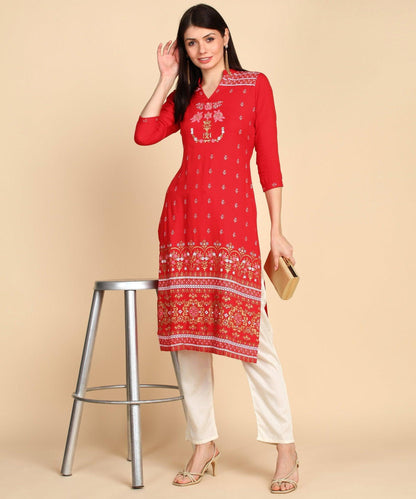 Zehra Women Yoke Print Red Straight Kurti Set