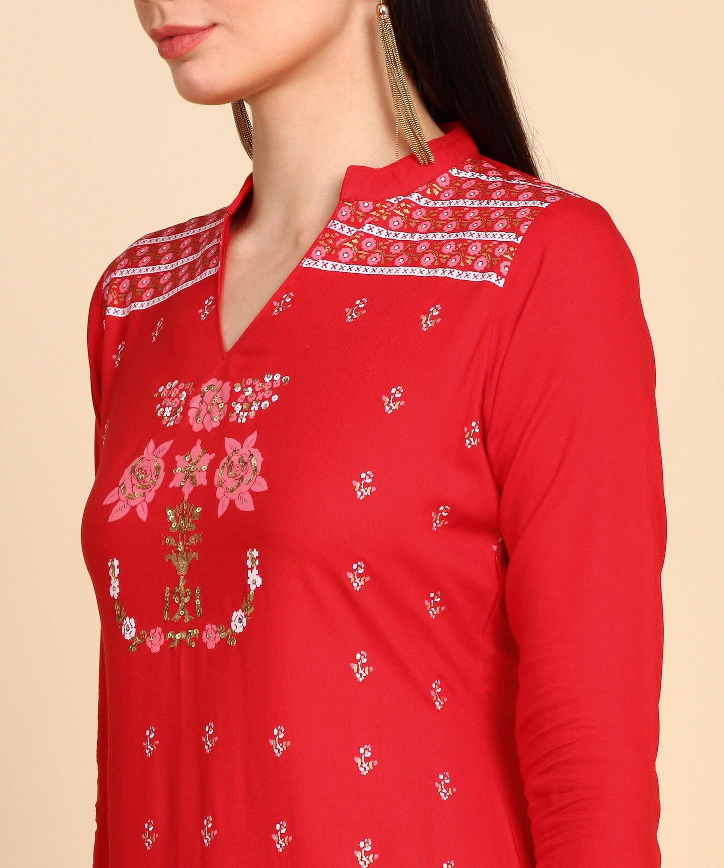 Zehra Women Yoke Print Red Straight Kurti Set