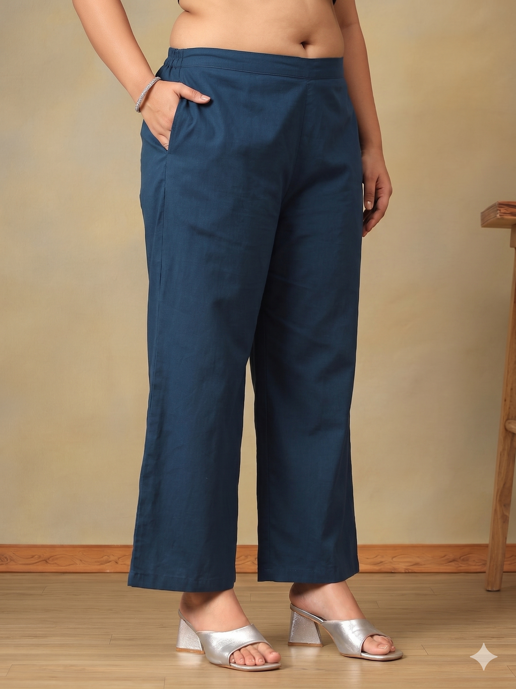 Plus Size Ethnic Motifs Thread Work Pure Cotton Kurta with Trousers
