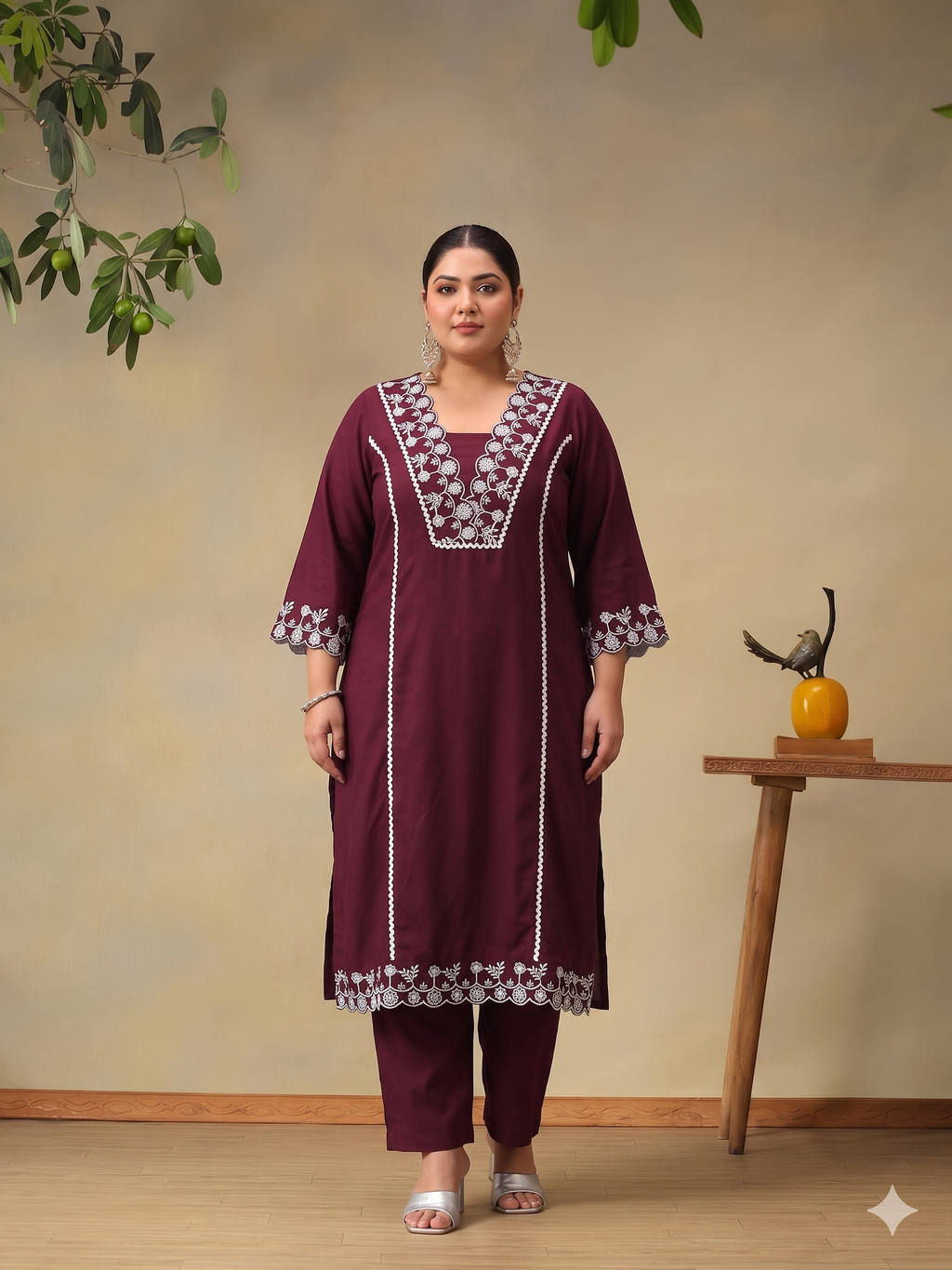 Plus Size Ethnic Motifs Thread Work Pure Cotton Kurta with Trousers