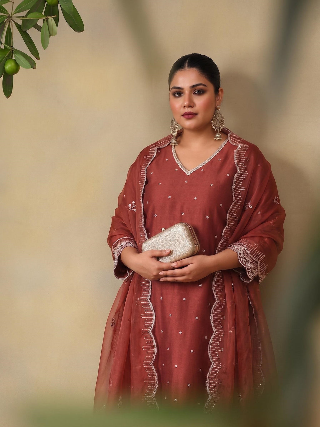 Plus Size Ethnic Motifs Embroidered Regular Thread Work Kurta with Trousers & With Dupatta