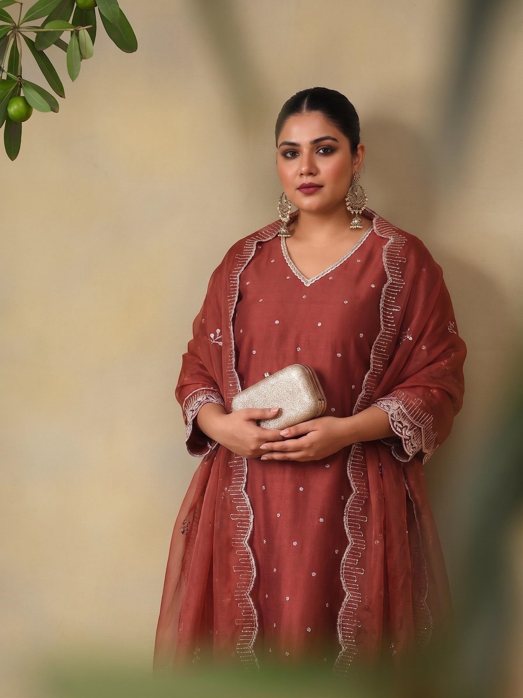 Plus Size Ethnic Motifs Embroidered Regular Thread Work Kurta with Trousers & With Dupatta