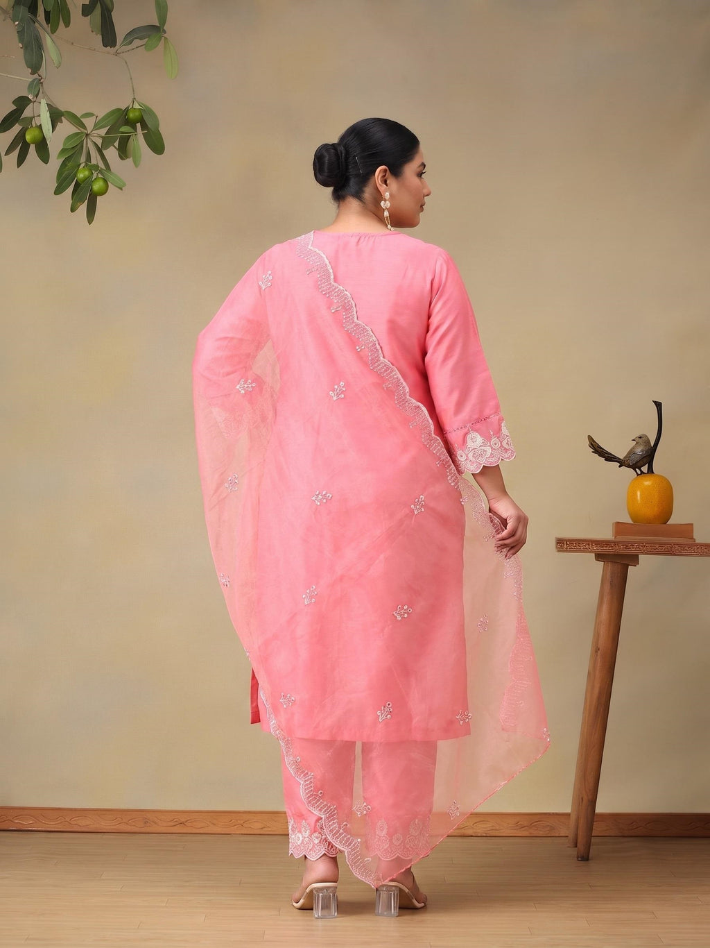 Plus Size Ethnic Motifs Embroidered Regular Thread Work Kurta with Trousers & With Dupatta