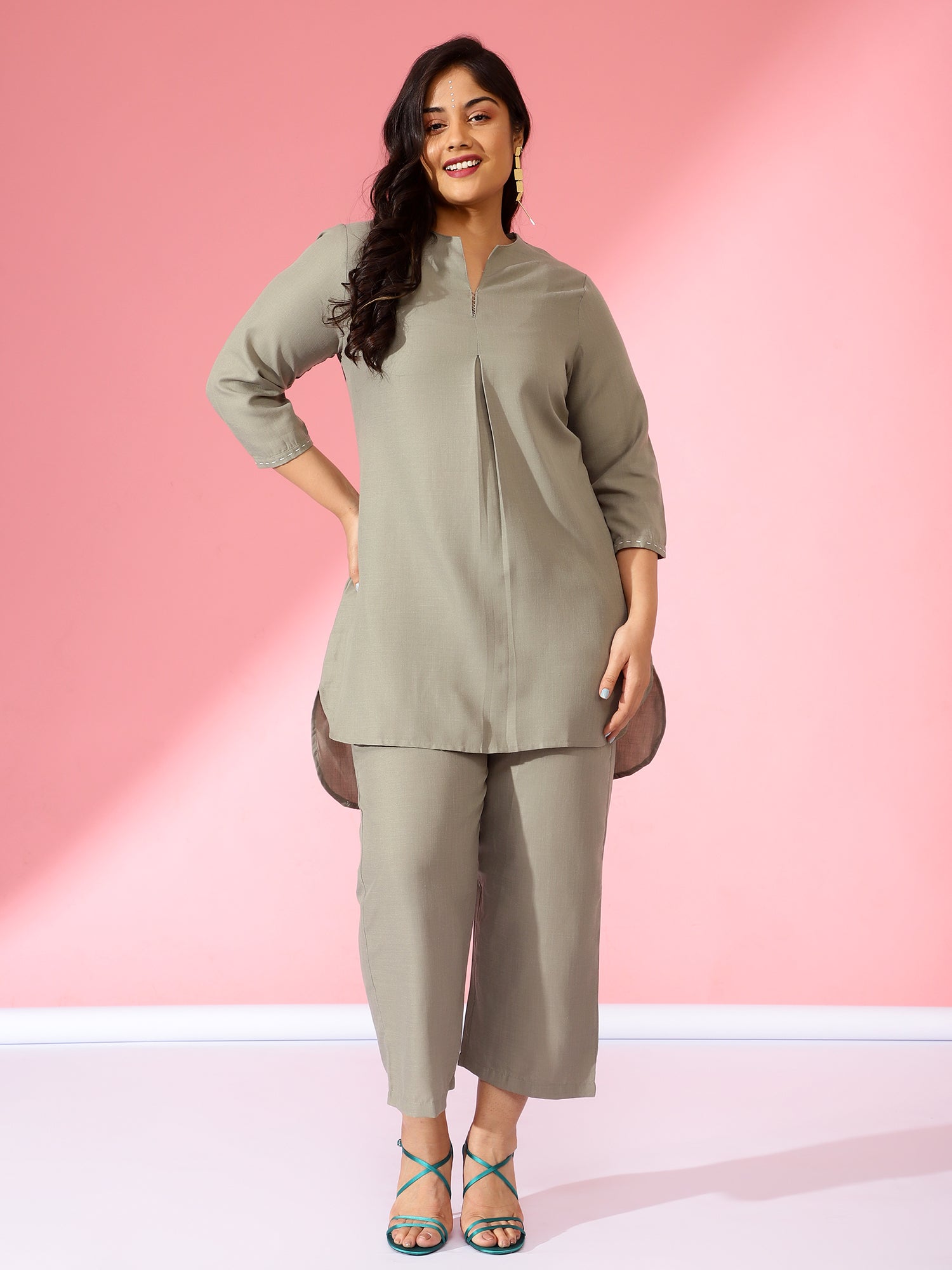 Plus Size Women Embroided Co-Ord Set Grey