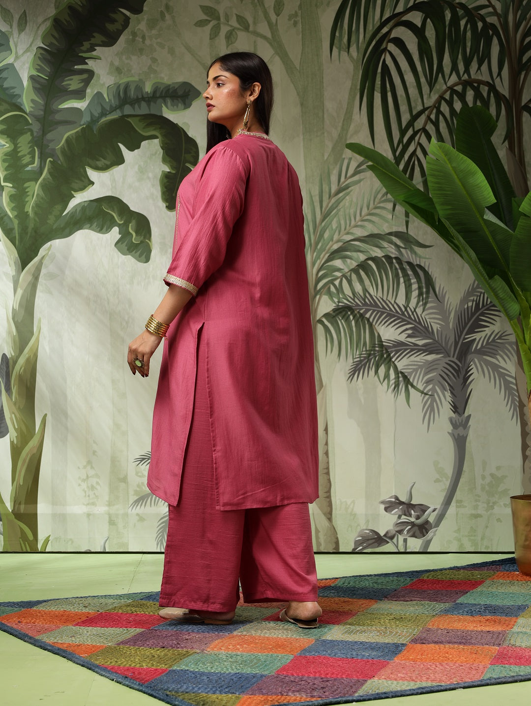 Chandni Plus Size Pink Muslin Embroidered Kurta Set