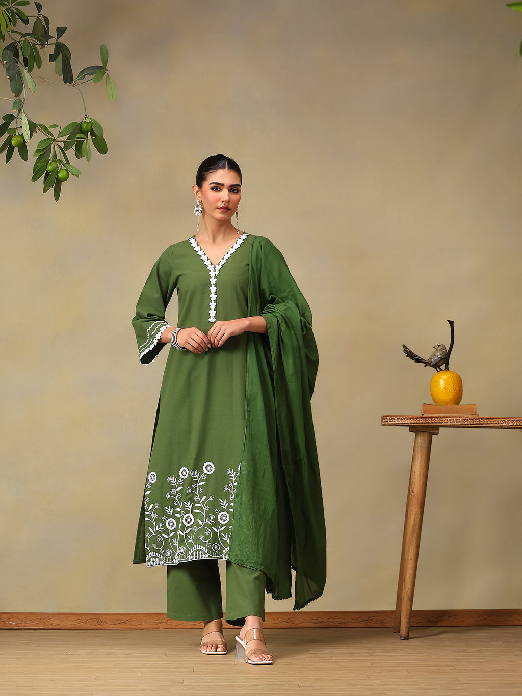 Women Floral Embroidered Regular Pure Cotton Kurta with Palazzos & With Dupatta