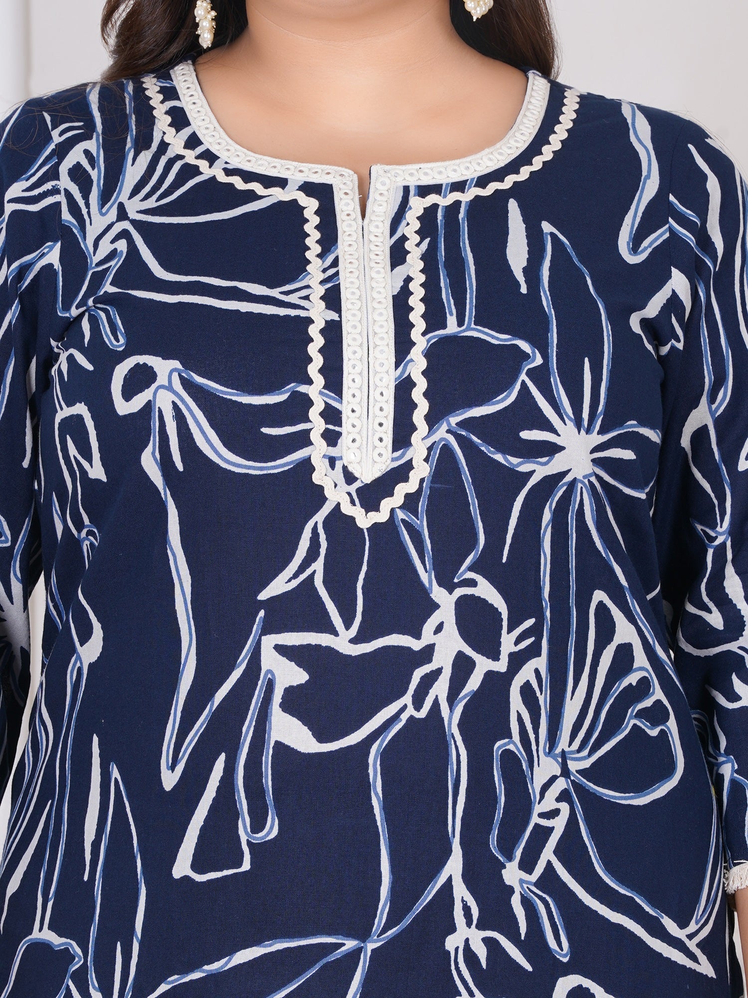 Plus Size Blue Abstract Printed Cotton Kurta & Pant Set with Lace Detailing