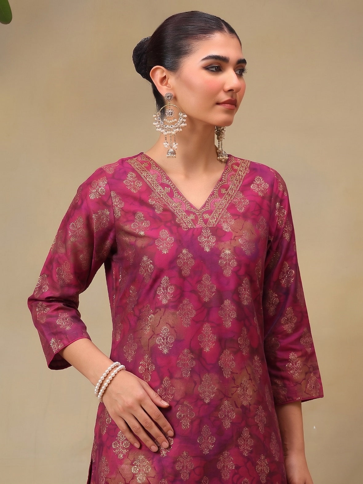 Fuchsia Pink Floral Foil Print Kurta And Pant With Dupatta