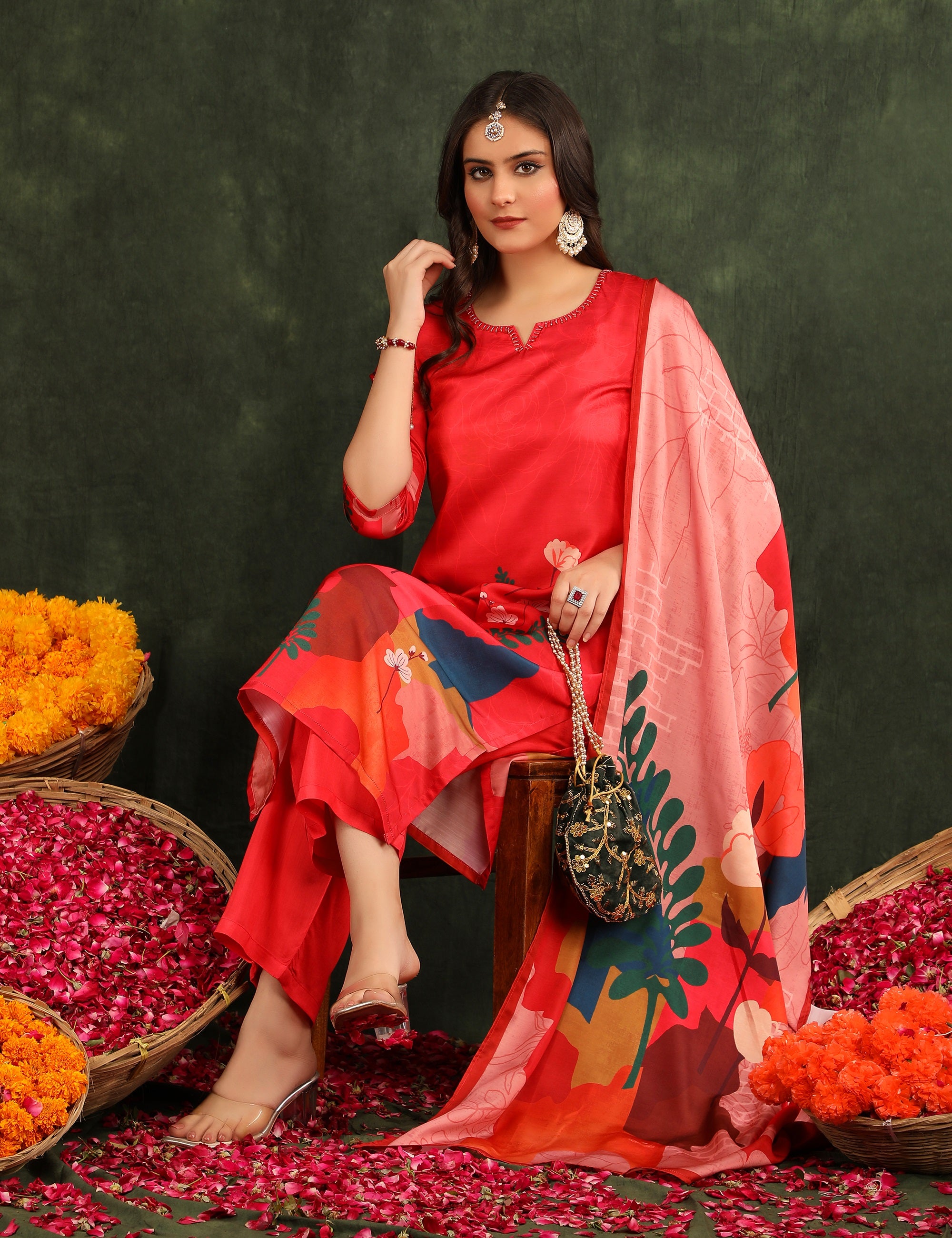 Women Floral Printed Regular Thread Work Kurta with Trousers & With Dupatta