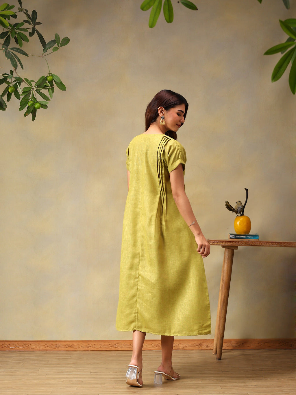 Women Green Short Sleeve Midi Dress