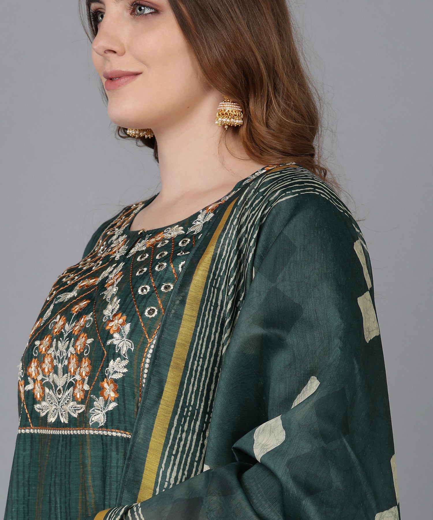 Bani Women Green Ethnic Motifs Chanderi Embroidery Kurta Dupatta Set