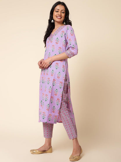 Bani Women V Neck Printed Kurta Dupatta Set