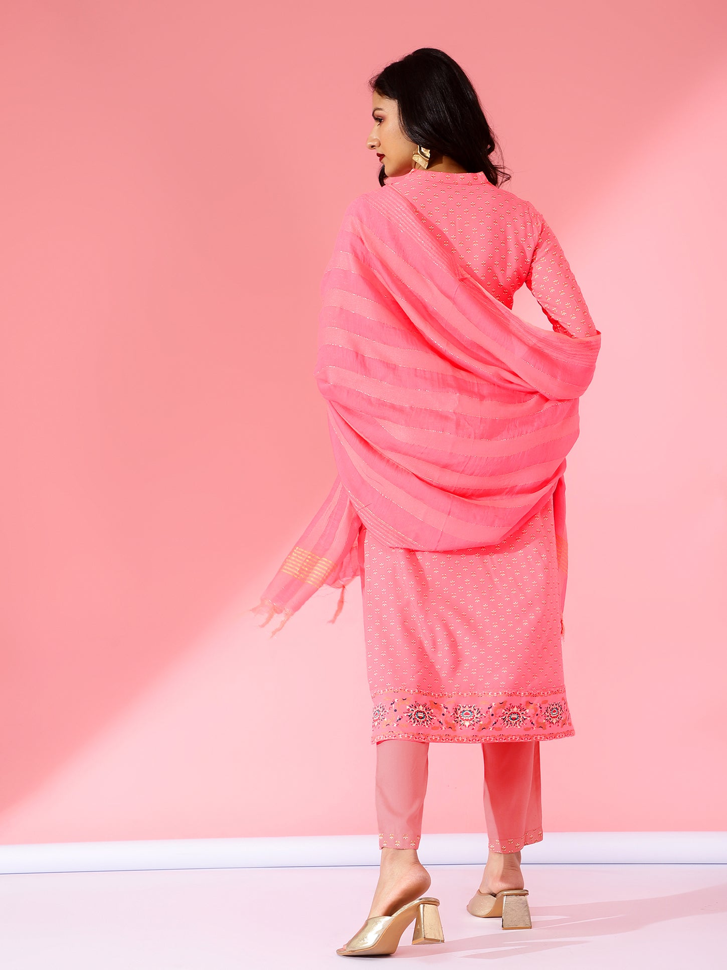 Bani Women Printed Women Kurta Suits Set