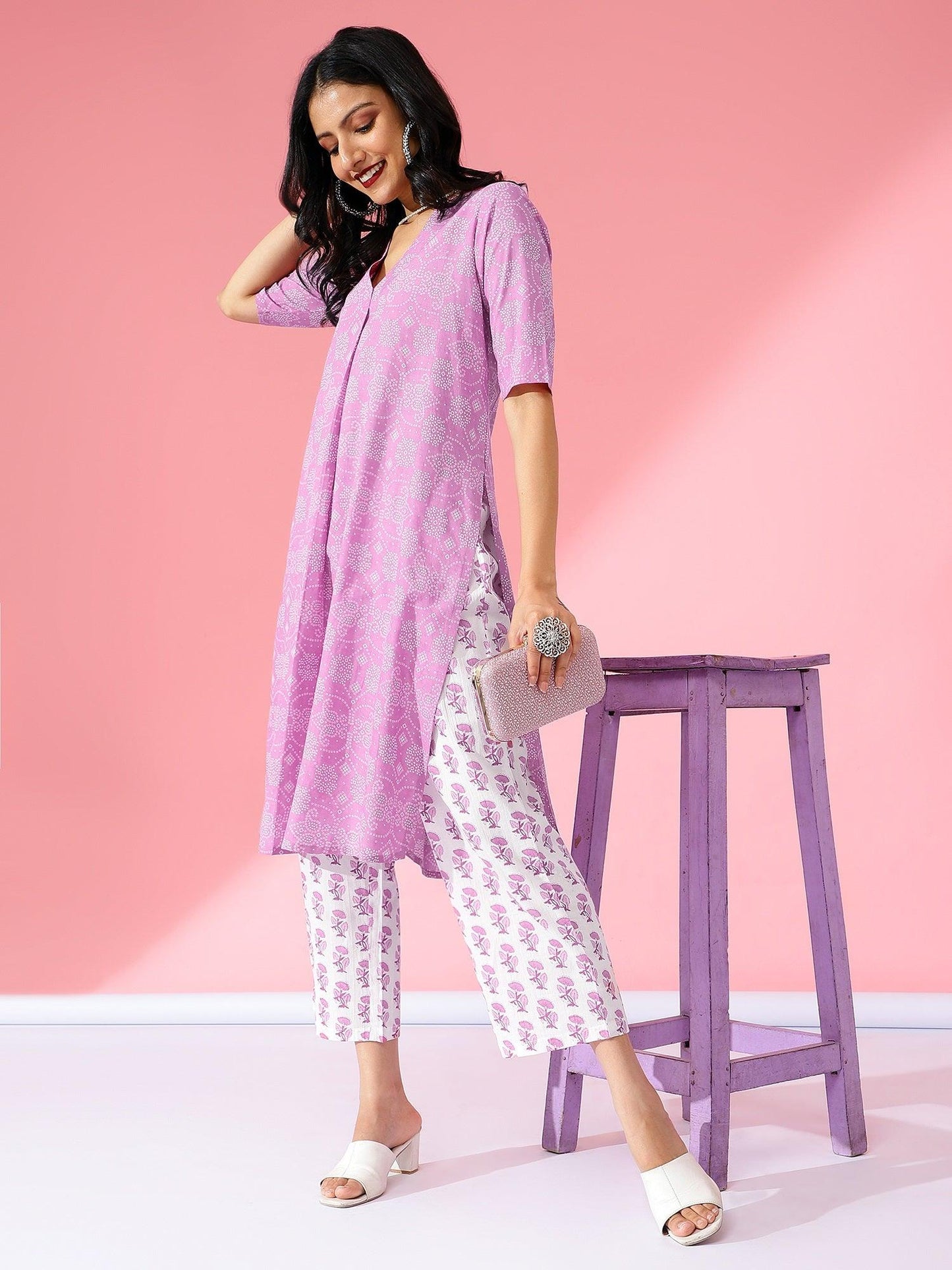 Bani Women Floral Printed Pure Cotton Kurta with Trousers