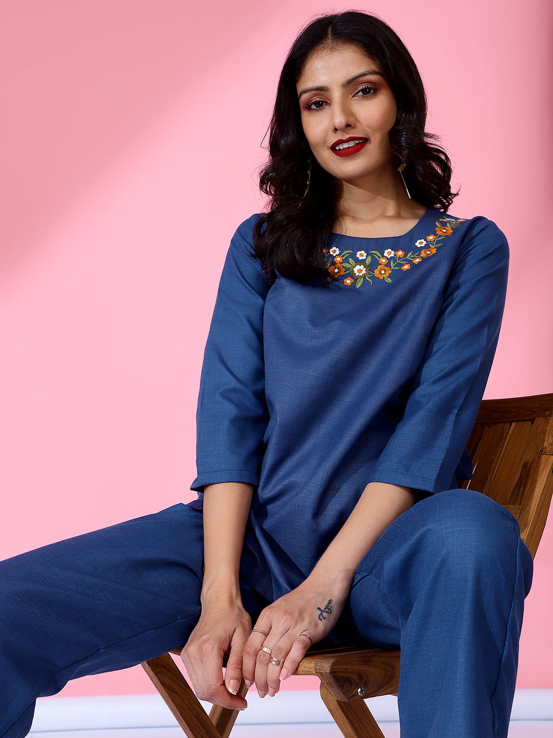 Embroidered Women Embroided Co-Ord Set Blue