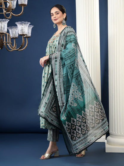 Green Printed Cotton Blend Geometric Kurta Dupatta Set