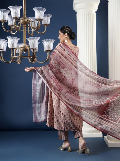 Pink Printed Cotton Blend Geometric Kurta Dupatta Set