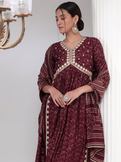 Embellished Nyra Cut Kurta Set with Dupatta