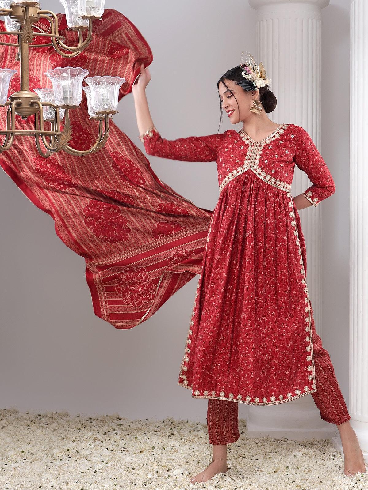 Effortless Elegance: The Embellished Nyra Cut Kurta Set