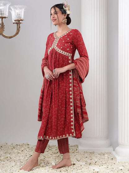 Embellished Nyra Cut Kurta Set with Dupatta