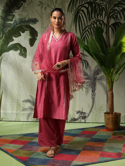 Chandni Muslin Pink Embroidered Kurta Set