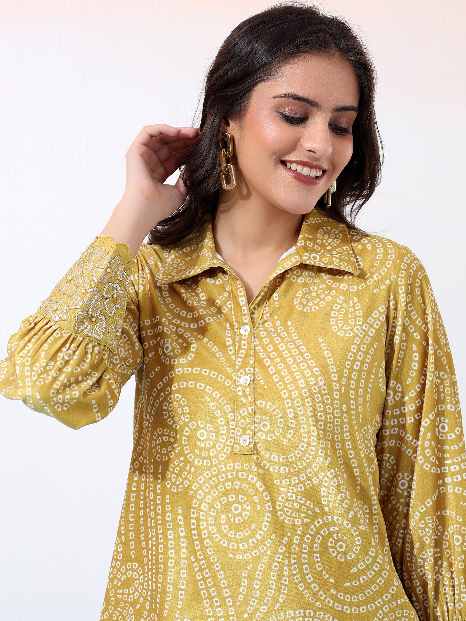 Velvet Mustard Bandhani Ethnic Co-Ord Set with Embroidered Details