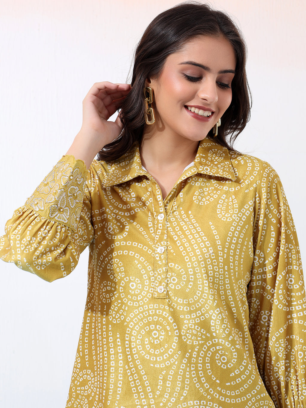 Velvet Mustard Bandhani Ethnic Co-Ord Set with Embroidered Details