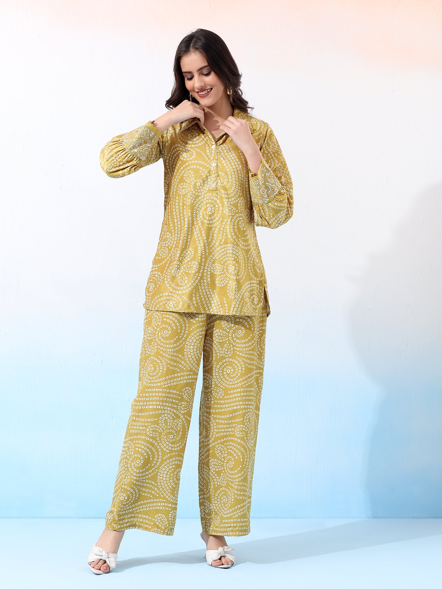 Velvet Mustard Bandhani Ethnic Co-Ord Set with Embroidered Details