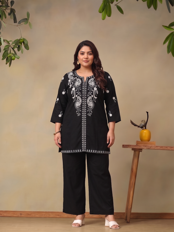 Plus Size Ethnic Embroidered Co-Ord Set